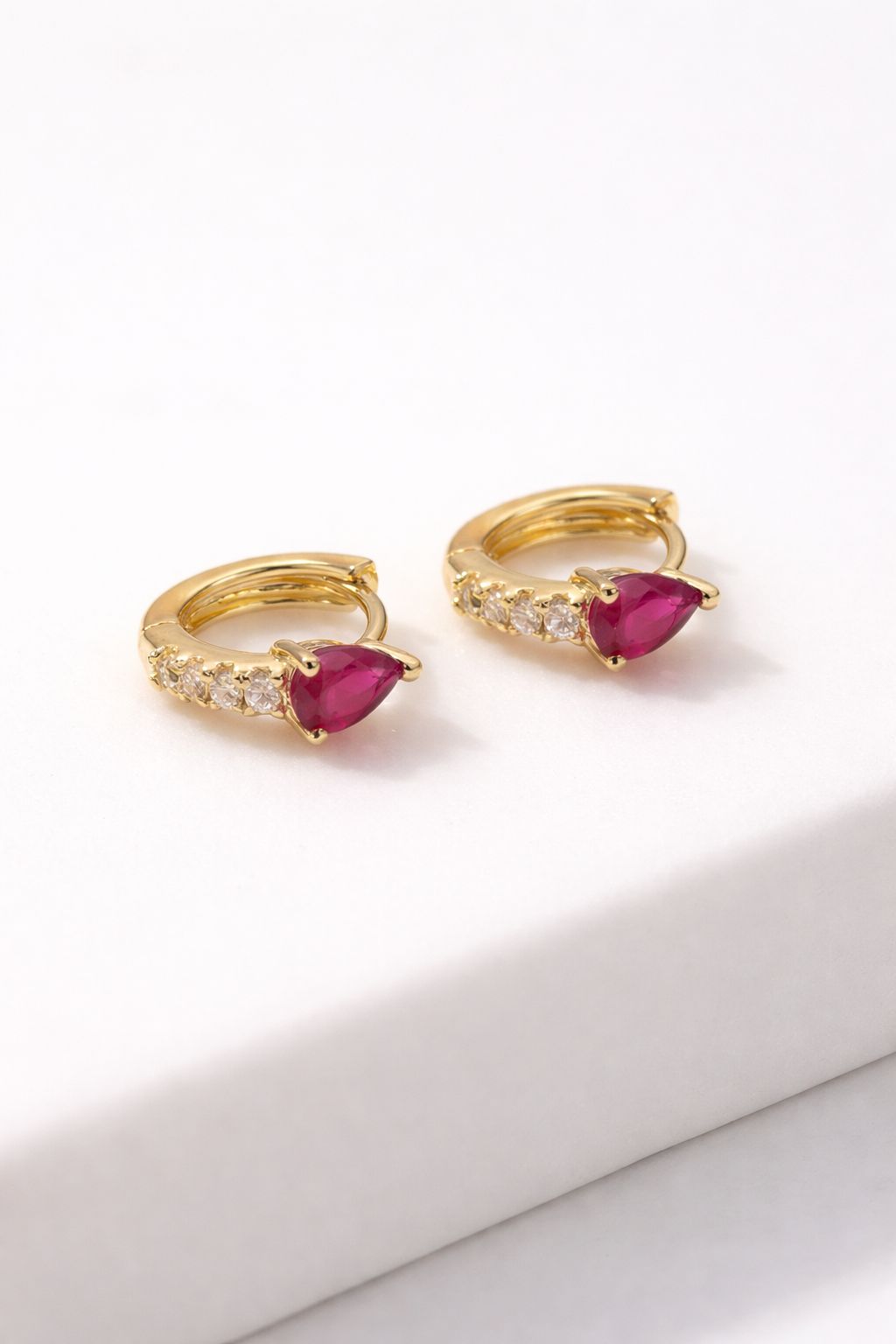 Candongas Gota Fucsia 13MM